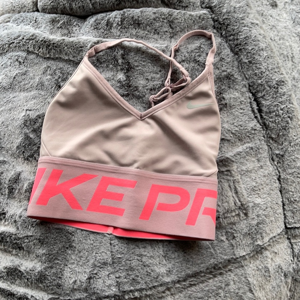 Nike Pro Sports Bra